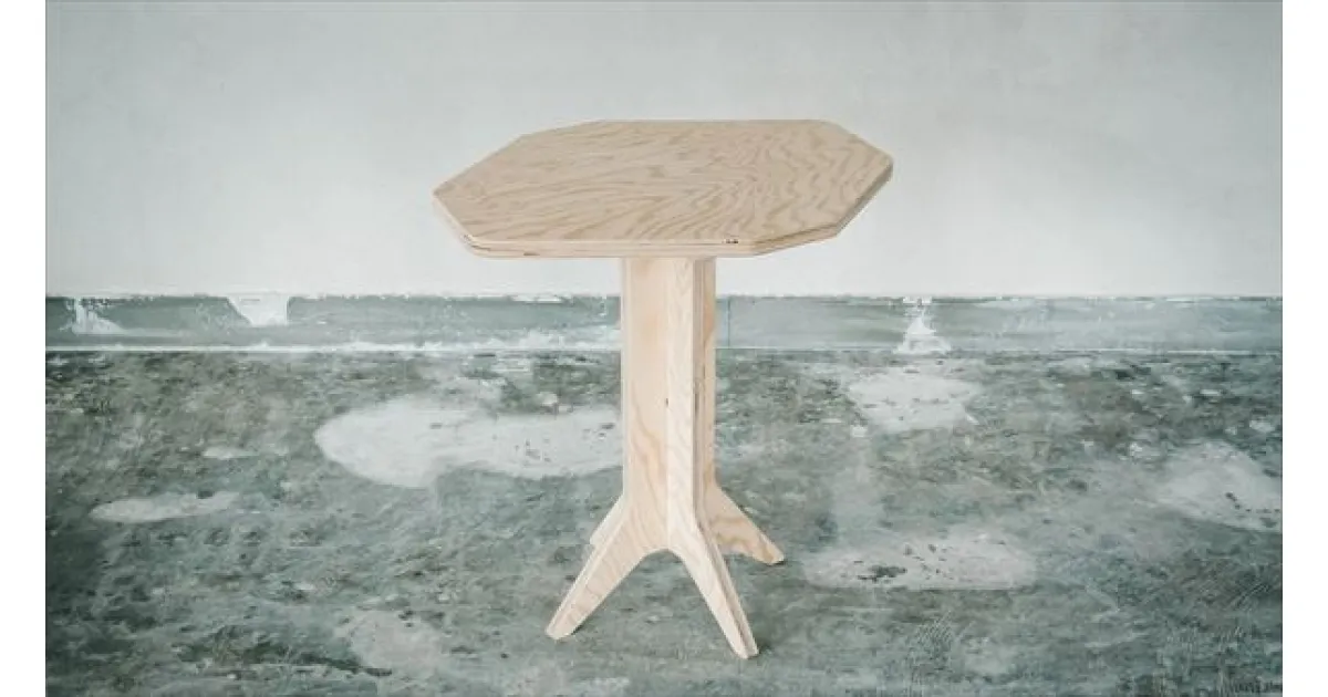 【ふるさと納税】Morinoki Table（完成品/クリアオイル塗装）テーブル 机 家具 木製 手づくり つくえ 木 岩手県産 南部赤松 滝沢市