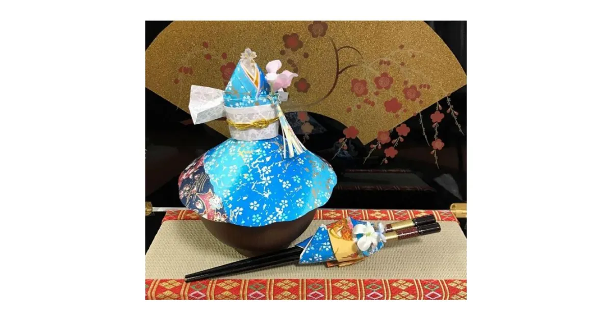 【ふるさと納税】飛沫防止食器カバー＆箸カバーセット着物ドールリウム「華姫」「コデマリ」　【日用品・和装・人形】